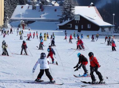 Nauka jazdy na nartach Kłodzko - Popularne szkółki